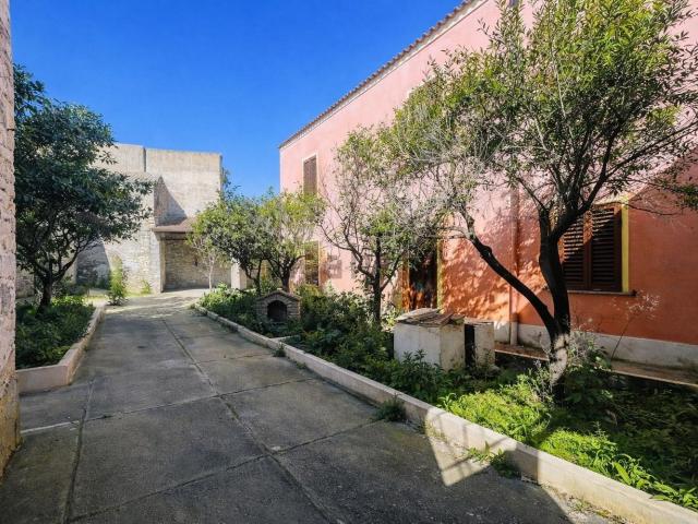 Casa in vendita a Villanovafranca, Sardigna/Sardegna