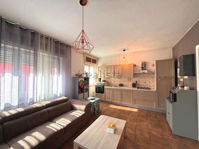 Casa in vendita a Cene, Lombardia