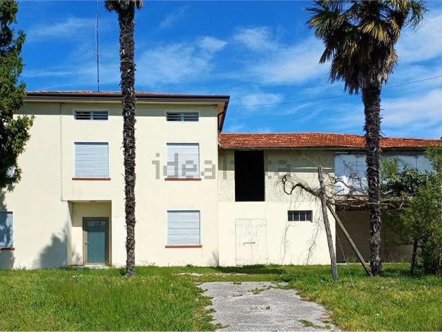 Casa in vendita a Brugnera, Friuli-Venezia Giulia