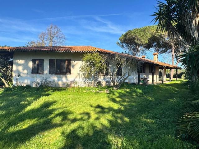 Casa in vendita a Olmedo, Sardigna/Sardegna