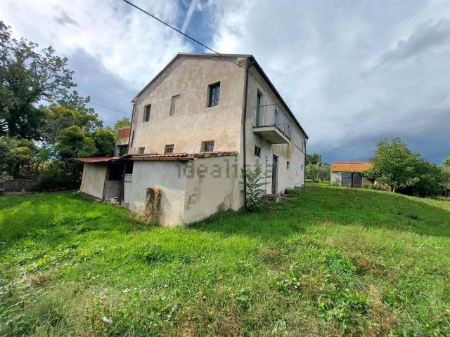 Casa in vendita a Ostra Vetere, Ancona