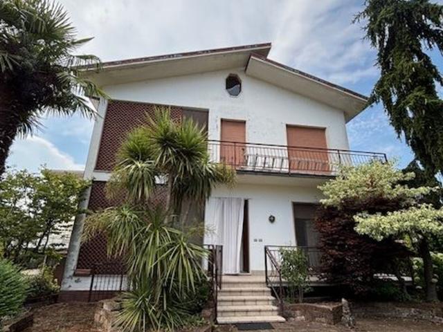Casa in vendita a Vigolzone, Reggio Emilia