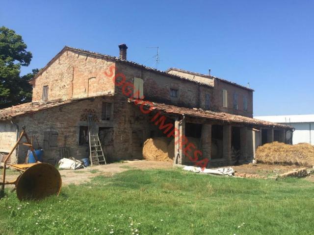 Casa in vendita a Unione di Comuni della Romagna Forlivese, Quattro