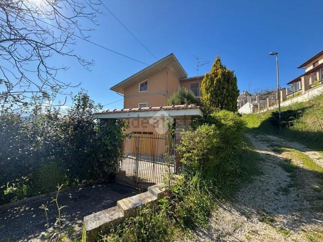 Casa in vendita a Cellino Attanasio, Abruzzo