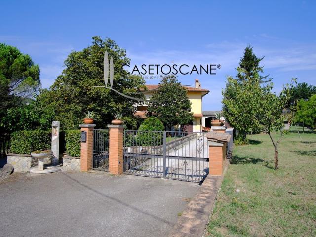 Casa in vendita a Lucignano, Toscana