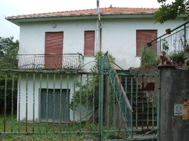 Casa in vendita a Borzonasca, Liguria