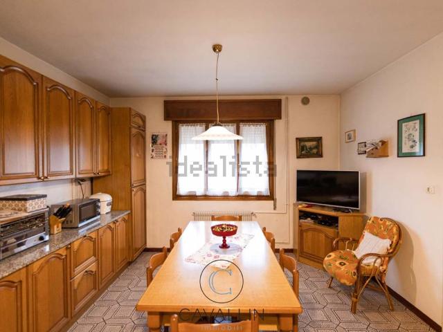 Casa in vendita a Crocetta Del Montello, Veneto