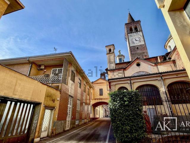 Casa in vendita a Cerano, Novara