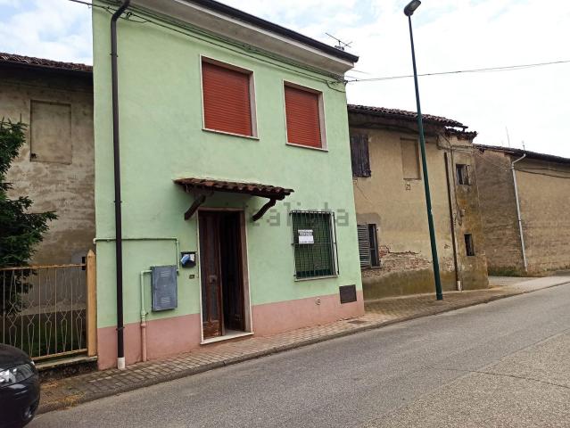 Casa in vendita a Piemonte, Alessandria