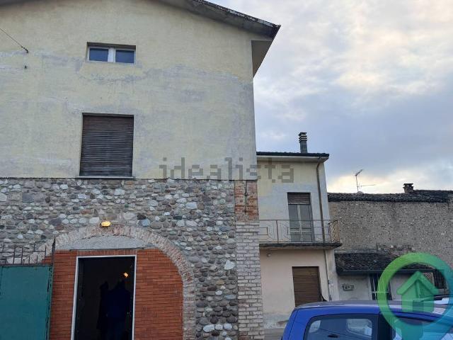 Casa in vendita a Castiglione Delle Stiviere, Lombardia