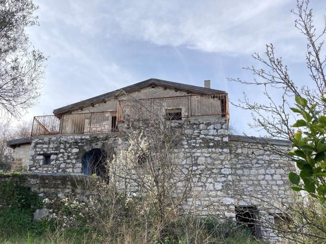 Casa in vendita a Alvignano, Campania
