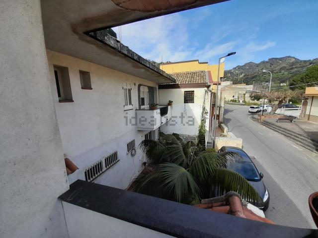 Casa in vendita a Savoca, Sicilia