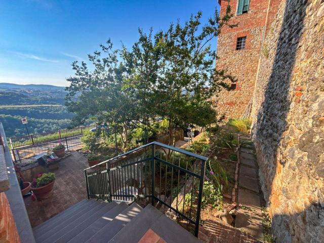 Casa in vendita a Monteleone d'Orvieto, Terni