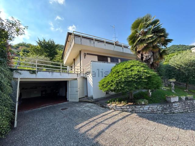Casa in vendita a Tarzo, Veneto