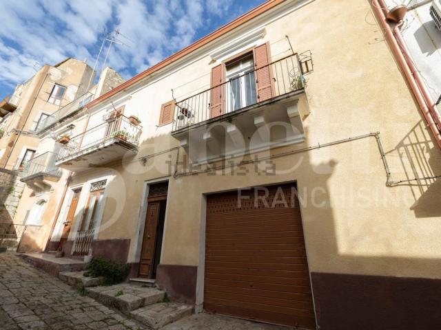 Casa in vendita a Ragusa Ibla, Ragusa