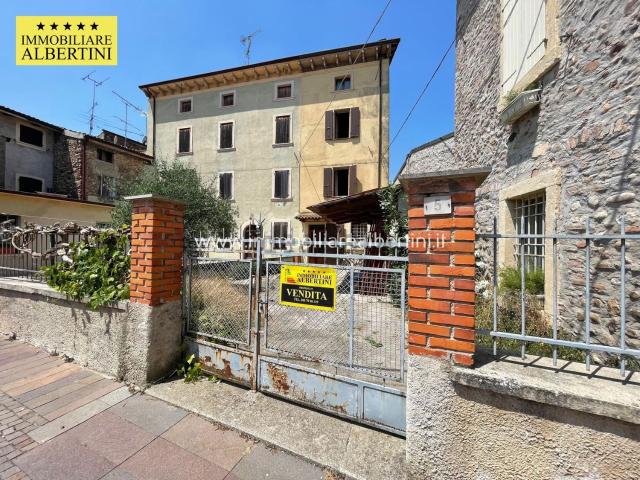 Casa in vendita a Borghetto, Valeggio Sul Mincio
