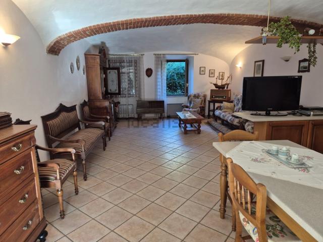 Casa in vendita a Piemonte, Novara