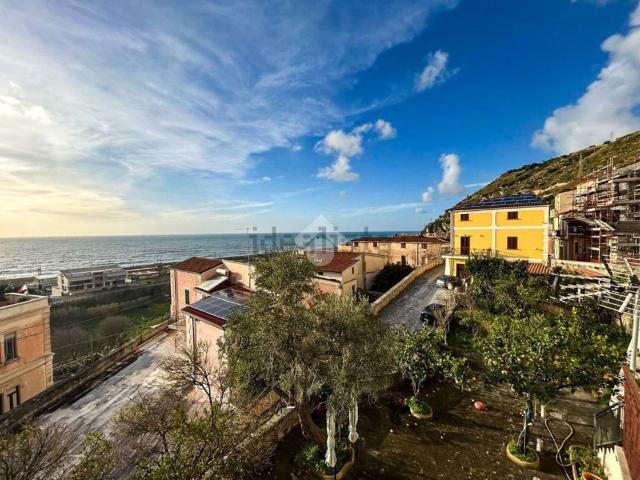Casa in vendita a Amantea Paese, Calabria