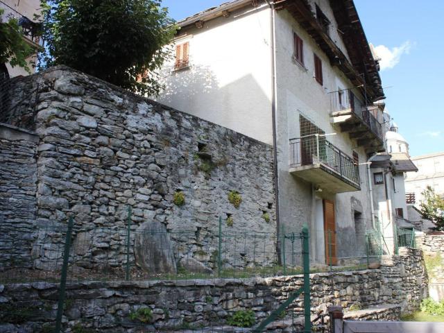 Casa in vendita a Folsogno, Re