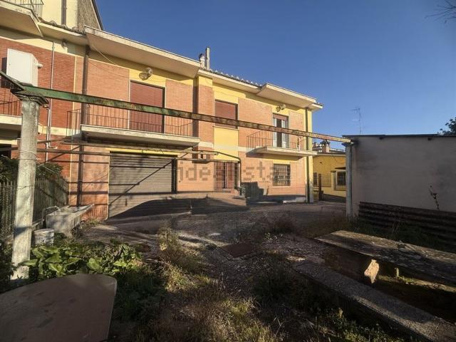 Casa in vendita a Villa Adriana, Roma Capitale
