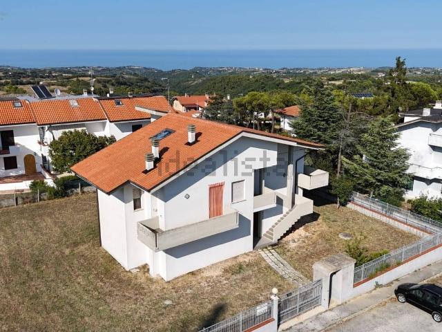 Casa in vendita a Petrella, Ripatransone