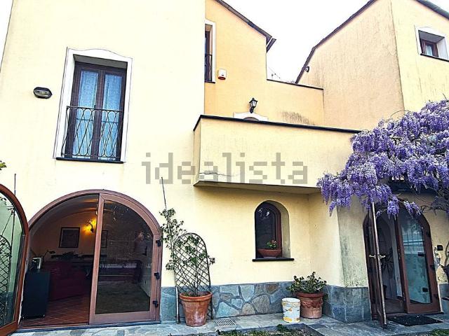 Casa in vendita a Vezzi Portio, Liguria