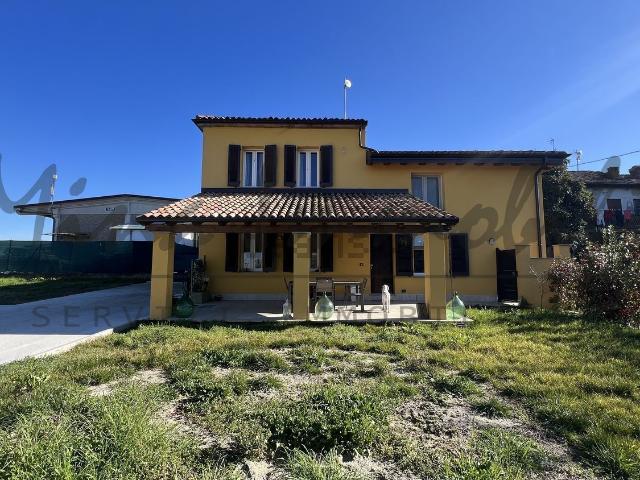 Casa in vendita a Torrazza Coste, Lombardia