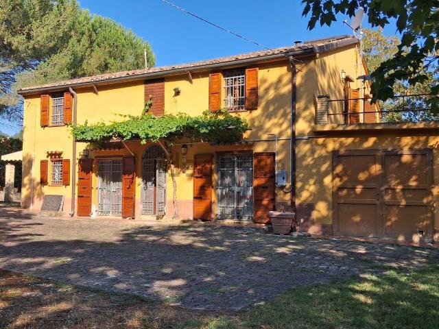 Casa in vendita a Marche, Pesaro E Urbino