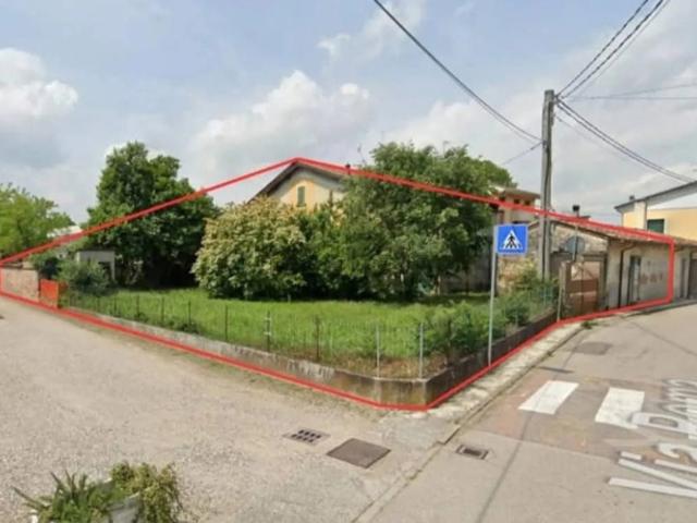 Casa in vendita a Dosolo, Lombardia