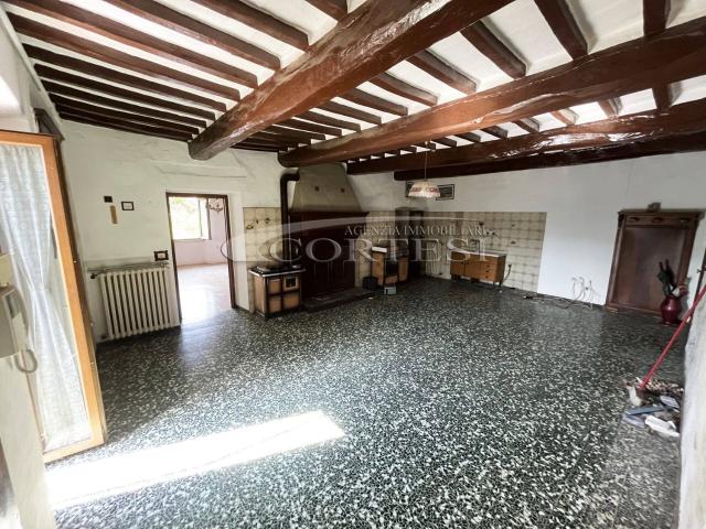 Casa in vendita a Badia Petroia, San Leo Bastia