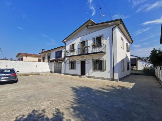 Casa in vendita a Verrua Po, Lombardia