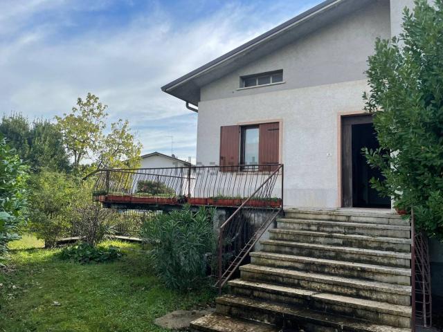 Casa in vendita a Domegliara, Sant'ambrogio Di