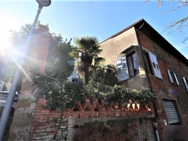 Casa in vendita a Montevarchi, Toscana