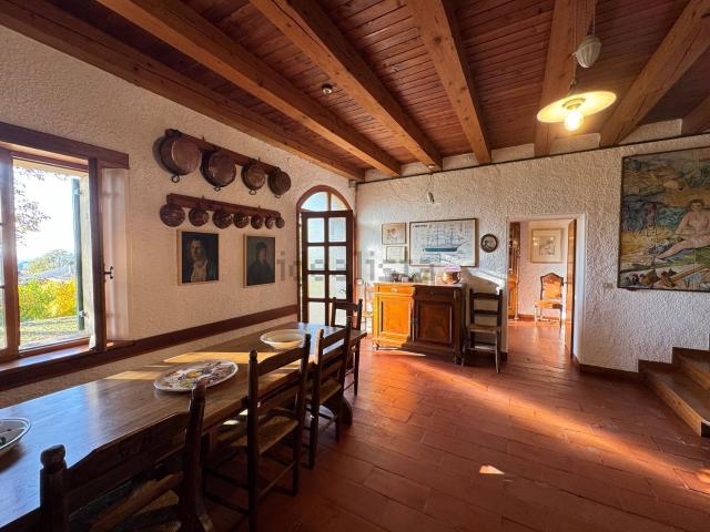 Casa in vendita a Pieve Di Soligo, Veneto