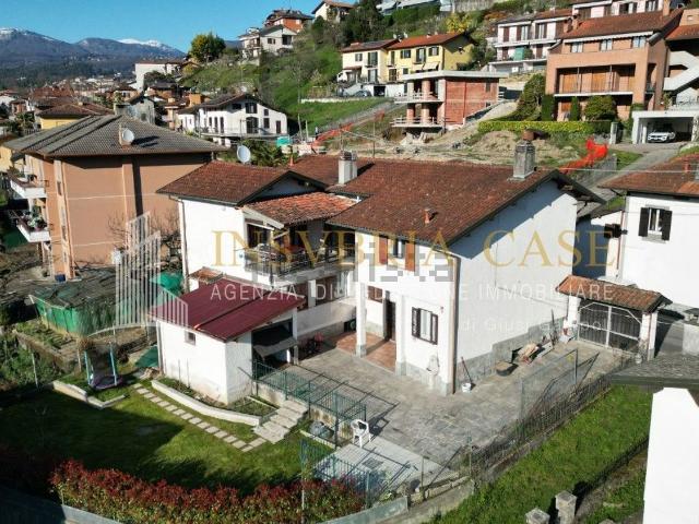 Casa in vendita a Comunità Montana Valli del Verbano, Luino