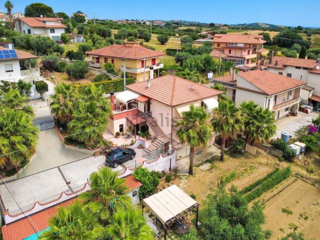 Casa in vendita a Ripoli, Mosciano Sant'angelo