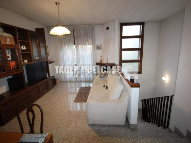 Casa in vendita a Zona Omogenea Milano Nord, Cormano