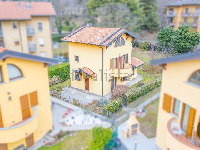 Casa in vendita a Calcinate degli Orrigoni, Varese