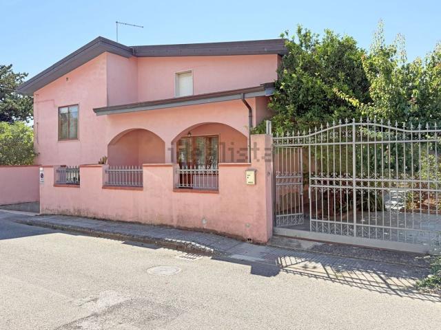 Casa in vendita a Sanluri, Sardigna/Sardegna