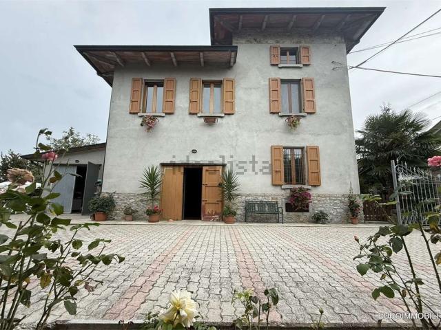 Casa in vendita a Neviano Degli Arduini, Reggio Emilia