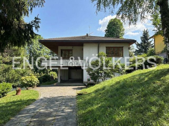 Casa in vendita a Nifontano, Varese