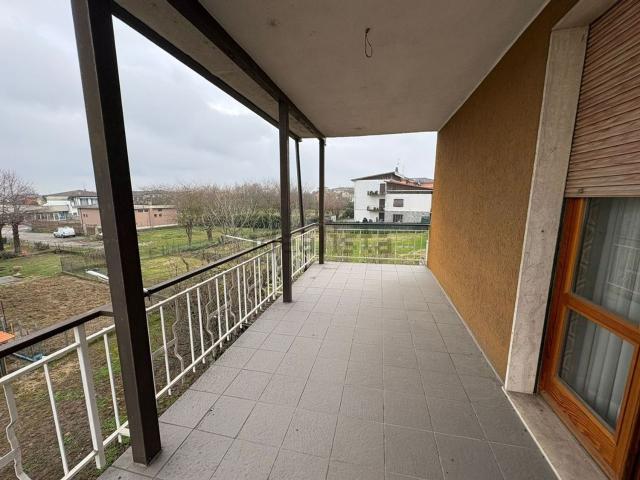 Casa in vendita a Borgonovo Val Tidone, Reggio Emilia
