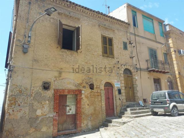 Casa in vendita a Naro, Sicilia