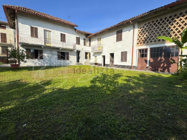 Casa in vendita a Piemonte, Asti