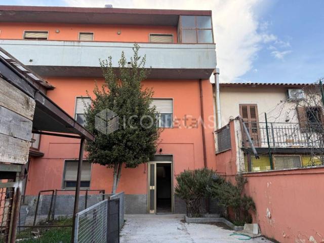 Casa in vendita a San Pelino, Avezzano