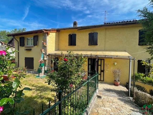 Casa in vendita a Carobbio, Tizzano Val Parma