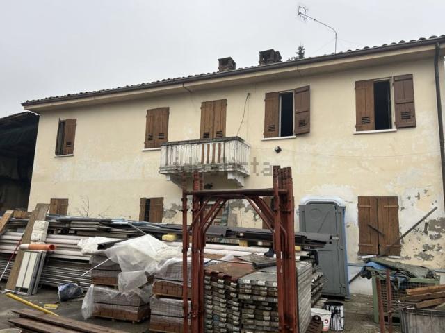 Casa in vendita a Piemonte, Asti