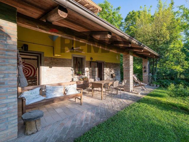 Casa in vendita a Bassa Reggiana, Re