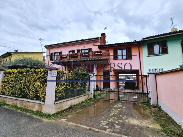 Casa in vendita a Broni, Lombardia