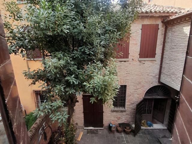 Casa in vendita a Giardino, Ferrara